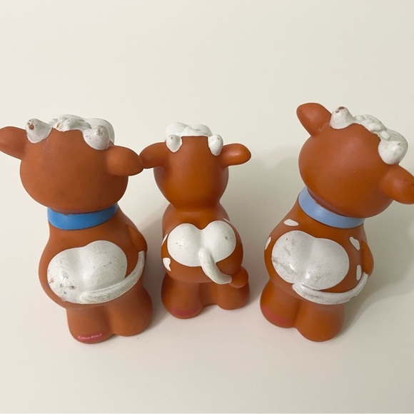 Vintage 90s Fisher Price Little People Wheelies Farmer and Cow Farm Animals - Picture 5 of 16